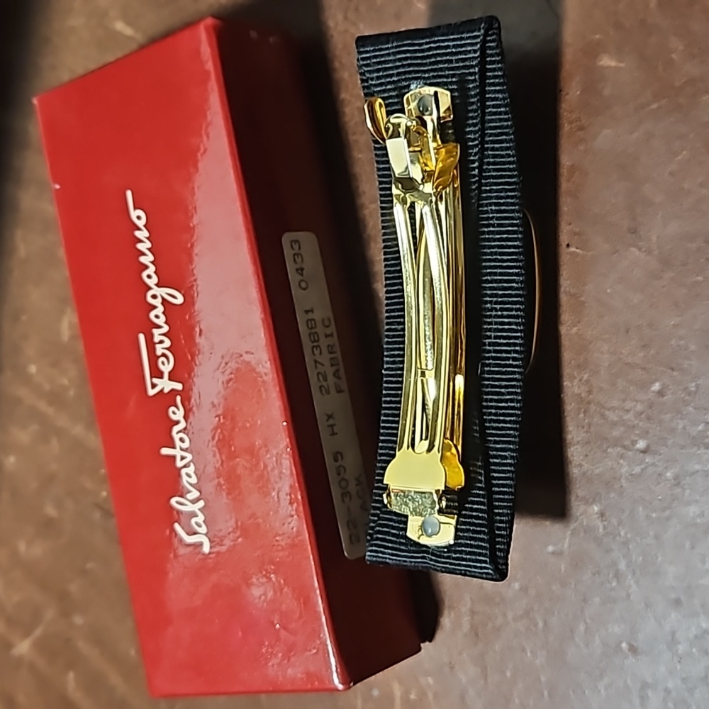 Salvatore Ferragamo Black and Gold Barrette - Picture 2 of 3